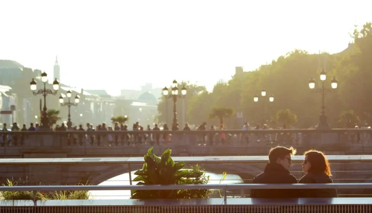 Namoradas Felipe Neto: Tudo o que Você Precisa Saber